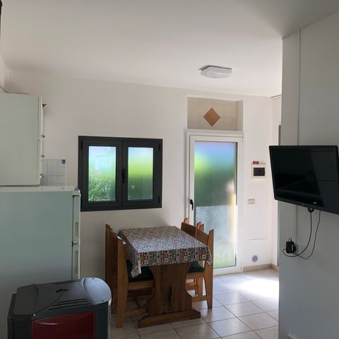 Bungalow 3 personnes - GIALLO AVEC TERRASSE PRIVEE