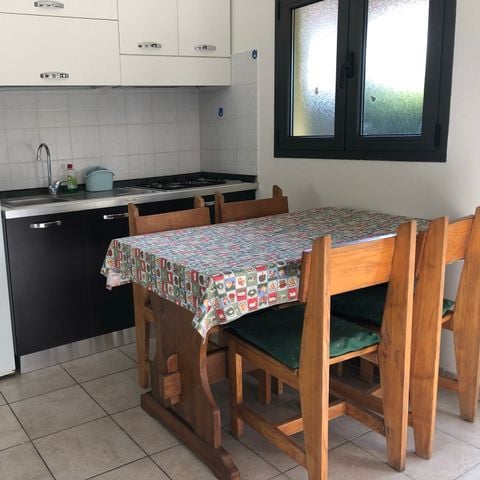 Bungalow 3 personnes - GIALLO AVEC TERRASSE PRIVEE