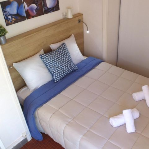 LANDHAUS 5 Personen - CALADE mit einem Balkon