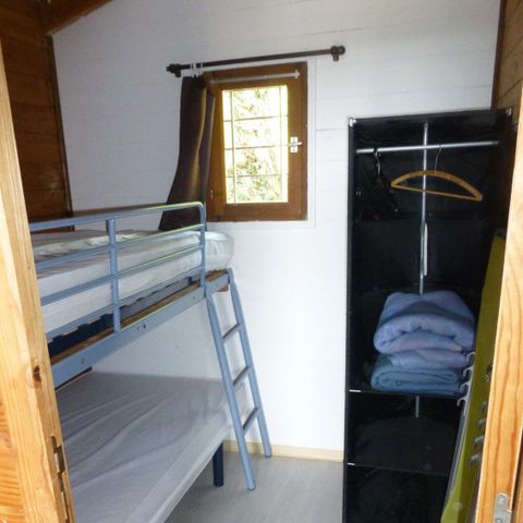 CHALET 4 personas - Chalet Standard 25m² (2 habitaciones) 2 adultos y 2 niños - Terraza cubierta 10m² - Sin sanitarios 4 personas