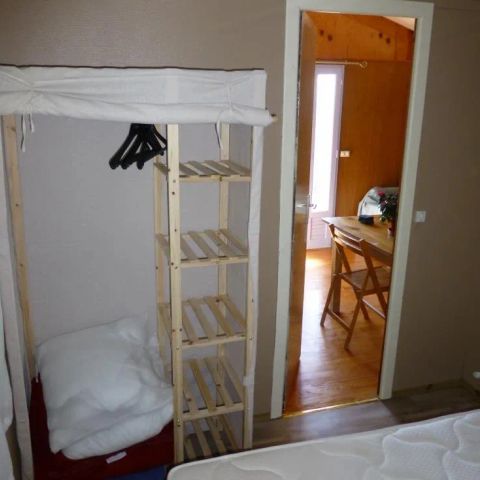 CHALET 4 people - Chalet Standard 25m² (1 bedroom) - Covered terrace 9m² 2/4 people