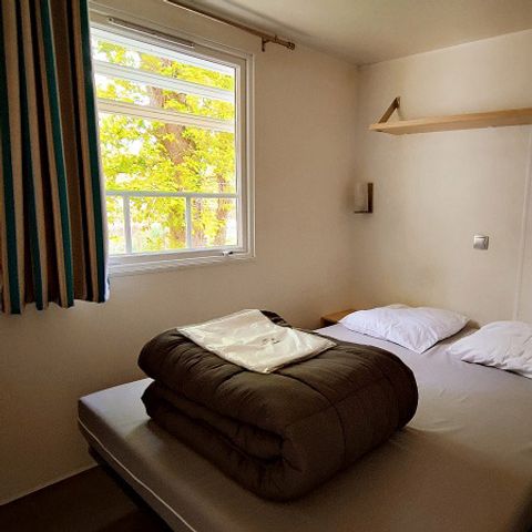 Stacaravan 6 personen - Stacaravan Premium 30 m² (3 kamers) halfoverdekt terras 15m² + TV + LV + Clim 6 pers