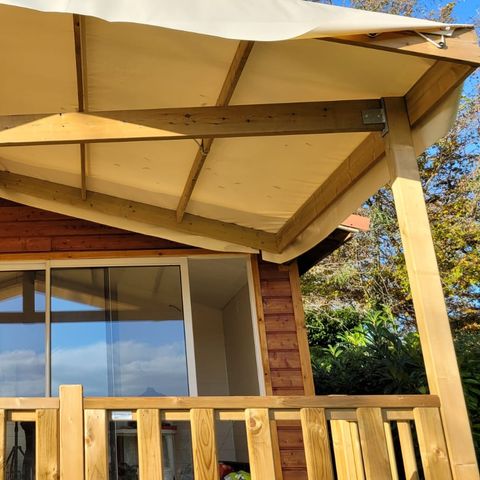 Chalet 4 Personen - Chalet Premium 30m² (2 Zimmer) + überdachte Terrasse 12m² + Klimaanlage + TV + LV 4 Pers.