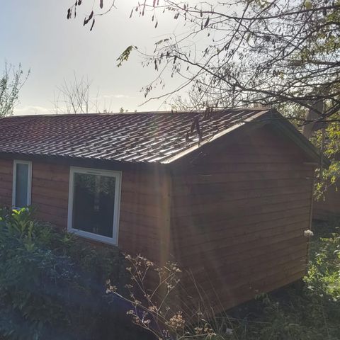 Chalet 4 personen - Chalet Premium 30m² (2 kamers) + overdekt terras 12m² + airconditioning + TV + LV 4 pers