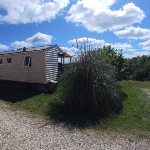 Mobile home 5 persons - Mobil-Home Chêne Confort 23m² (2bed - 5pers) - covered terrace 10m2 - saturday/saturday 5 pers