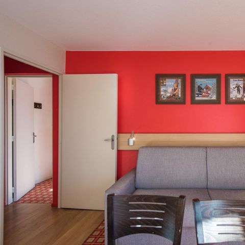 APARTMENT 4 people - Classic 1-bedroom flat for 4 people with a view