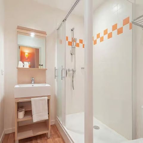 HABTIACIÓN 4 personas - Dúplex clásico de 2 habitaciones, 4 personas, terraza y aire acondicionado