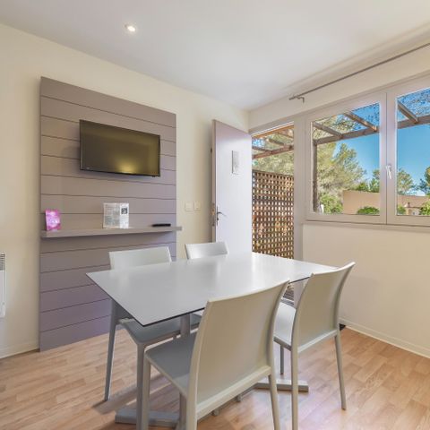 APARTEMENTO 4 personas - Apartamento clásico de 4 personas con terraza