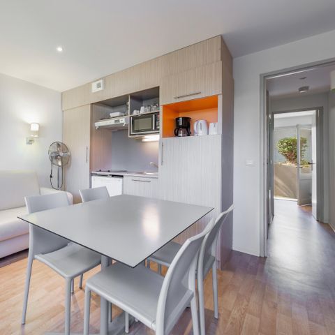 APARTEMENTO 4 personas - Apartamento clásico de 4 personas con terraza
