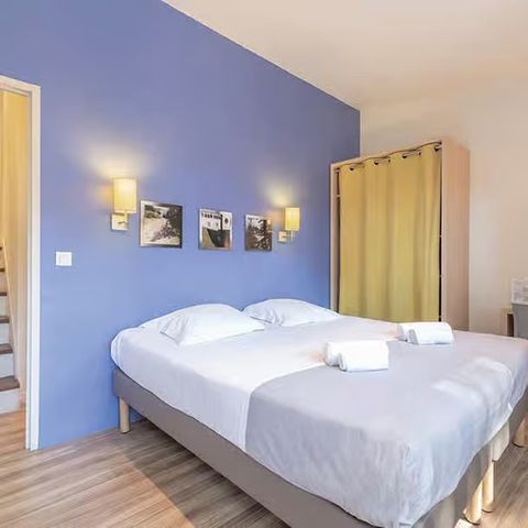 HABTIACIÓN 6 personas - Dúplex clásico de 3 dormitorios, capacidad para 6 personas, terraza y aire acondicionado