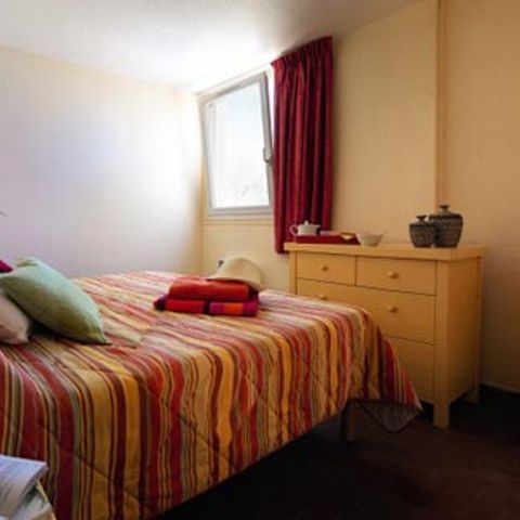 APARTMENT 5 people - Essential (2P5CS)