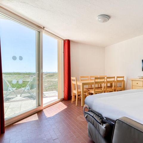 Appartement 7 personen - Essentiel Appartement met 2 slaapkamers, 7 personen, direct aan zee, terras op de begane grond