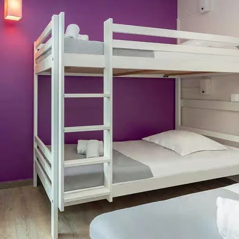 Zimmer 5 Personen - Klassisches Zimmer „Lgt“ für 5 Personen mit Terrasse