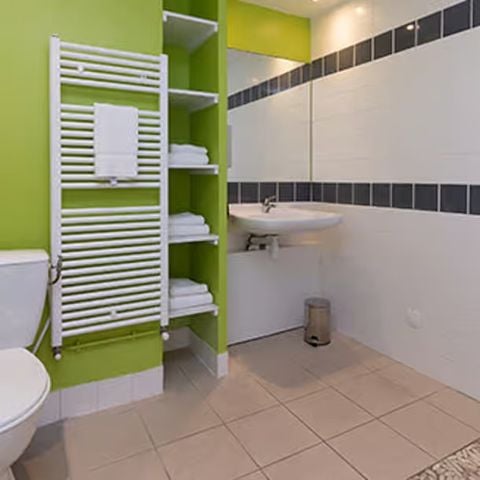 Bedroom 3 persons - Classic Room for 3 People with Sleeping Area and Terrace (H)