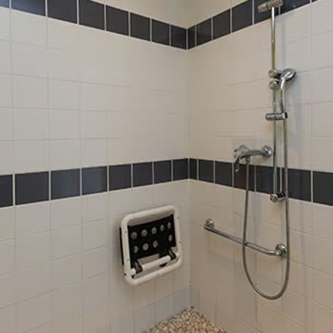 Zimmer 3 personen - Klassisches Zimmer für 3 Personen mit Schlafbereich und Terrasse (H)