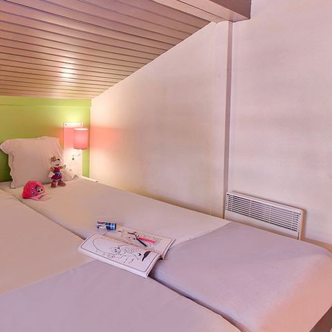 APPARTEMENT 6 personnes - CLASSIQUE DUPLEX TERRASSE - 2P6QDT