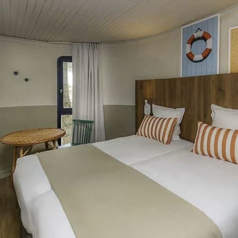 Bungalow 6 personen - Klassisches Bung-Haus mit 3 Schlafzimmern, für 6 Personen, mit Terrasse