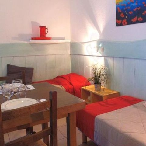 COUNTRY HOUSE 8 people