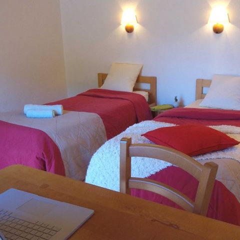 LANDHUIS 8 personen - 3 stuks