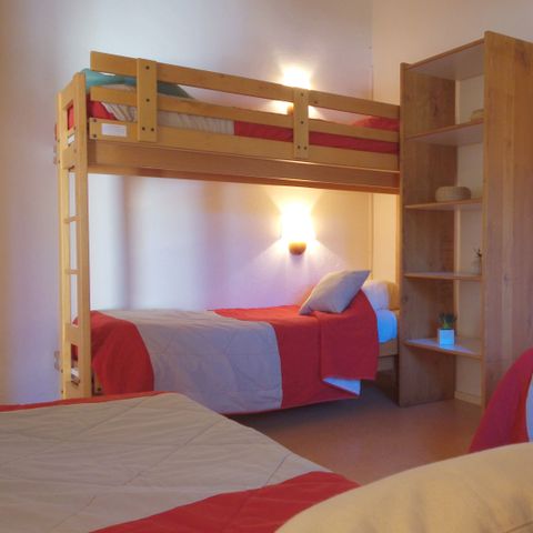 LANDHUIS 6 personen - 2 stuks