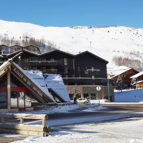  Résidence Goélia Le Hameau - Camping Isère - Image N°2