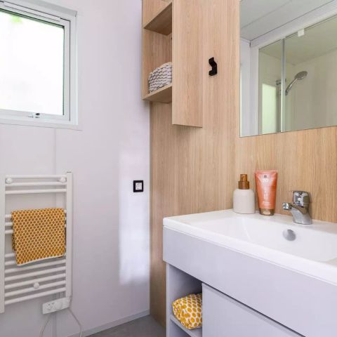 Mobilheim 6 personen - Luxuriöse Hütte 4 Zimmer 6 Personen Klimatisiert + Jacuzzi