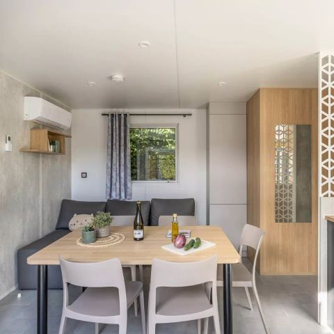Mobilheim 6 personen - Luxuriöse Hütte 4 Zimmer 6 Personen Klimatisiert + Jacuzzi