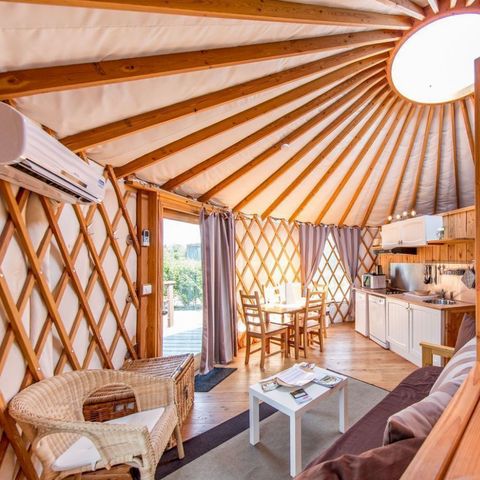 AUßERGEWÖHNLICHE UNTERKUNFT 6 Personen - Yourte Moyenne 3 Zimmer 4/6 Personen Klimatisiert