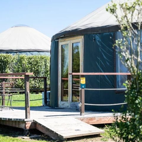 UNUSUAL ACCOMMODATION 8 people - Large Yurt 3 Rooms 6/8 persons Air-conditioned