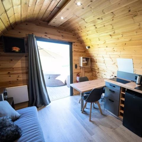 AUßERGEWÖHNLICHE UNTERKUNFT 4 Personen - Lodge des Bois 2 Zimmer 2/4 Personen (2 Erwachsene + 2 Kinder -12 Jahre) + Jacuzzi