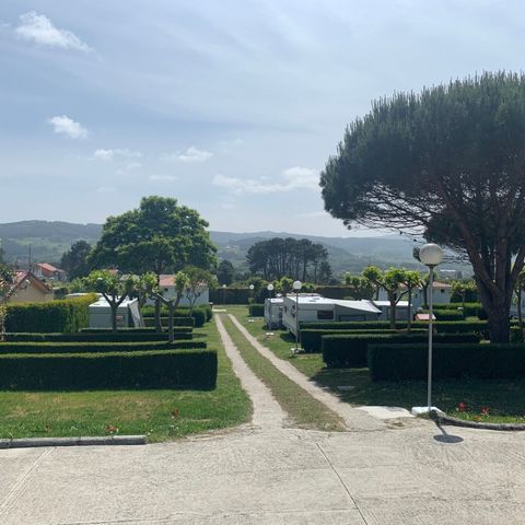 EMPLACEMENT - Caravane