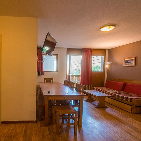Piso 8 personas - 3 habitaciones con zona de dormitorio para 8 personas