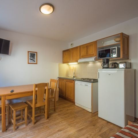 Apartment 6 persons - 2-room cabin sleeps 6 - Mountain view (2P6V)