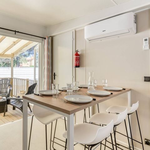 Bungalow 6 personen - Stacaravan | Premium | 3 slaapkamers | 6 pers | Terras Lounge | Airconditioning | TV