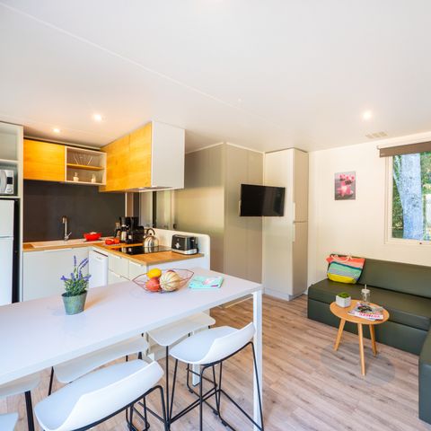 Mobilheim 5 personen - Premium Exclusive | 2 Zi. | 5 Pers. | Erhöhte Terrasse | 2 Bad | Klimaanlage | TV