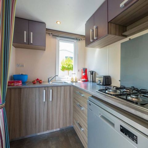 Bungalow 4 personen - Mobilheim | Comfort | 2 Zi. | 4 Pers. | Erhöhte Terrasse | TV