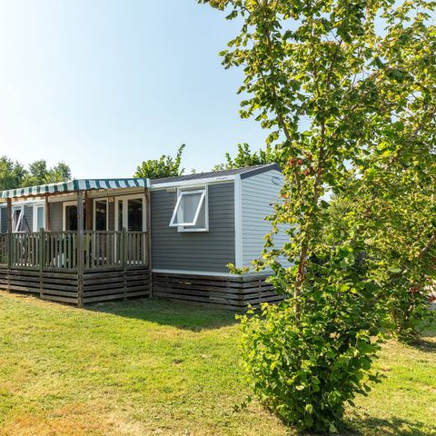Bungalow 6 personen - Mobilheim | Comfort | 3 Zi. | 6 Pers. | Höhere Terrasse | 2 Bad | TV