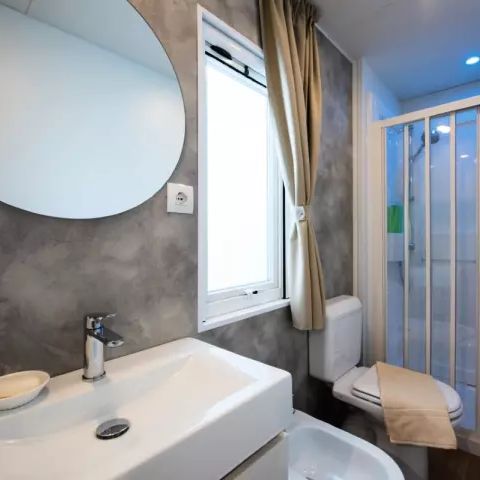 Stacaravan 7 personen - Tahiti 4 kamers 6/7 personen Airconditioning