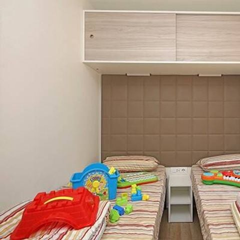 Casa mobile 6 persone - Casa mobile | Comfort | 3 Camere da letto | 6 Persone | Terrazza rialzata | 2 bagni | Aria condizionata.