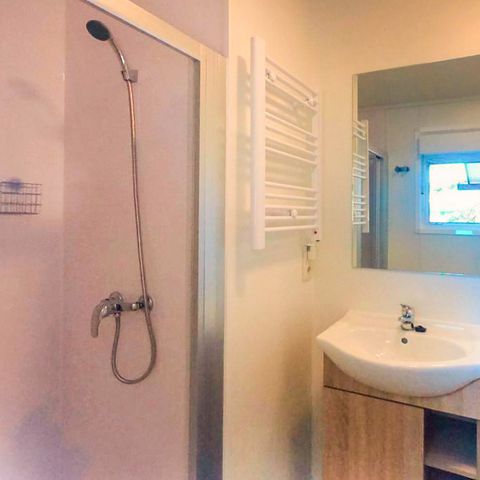 BUNGALOW 6 personnes - B. ESTELAR 3 HAB