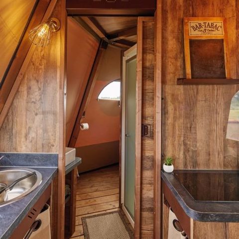 AUßERGEWÖHNLICHE UNTERKUNFT 4 Personen - Tipi NOMADE - 2 Zimmer mit Sanitäranlagen