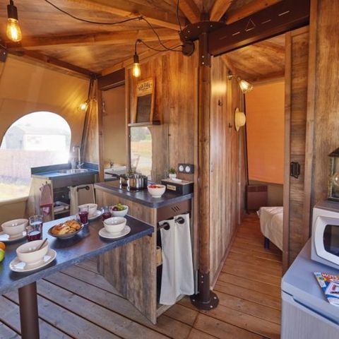 Insolite 4 personnes - Tipi NOMADE - 2 chambres avec sanitaires