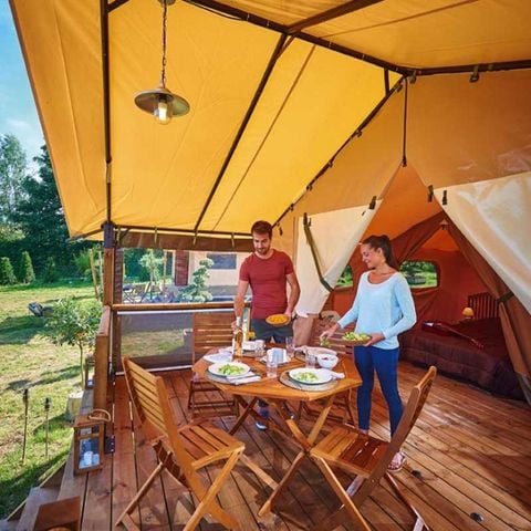 Tente en toile et en bois 5 personnes - VICTORIA (2R 4+1P)