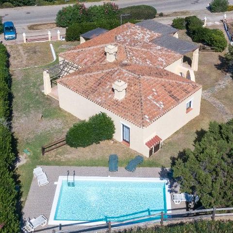 VILLA 8 personas - Es, piscina privada