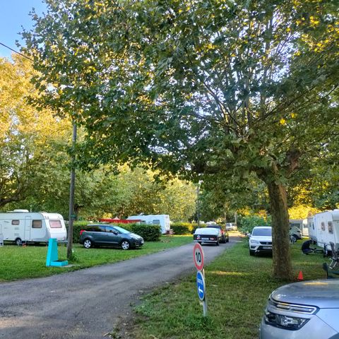 STAANPLAATS - Wandel- of fietsarrangement met tent