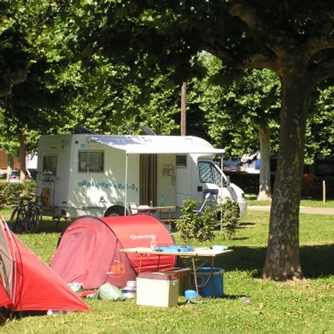 PIAZZOLA - Pacchetto escursionistico o ciclistico con tenda