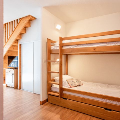 Apartment 6 persons - 2 ROOMS