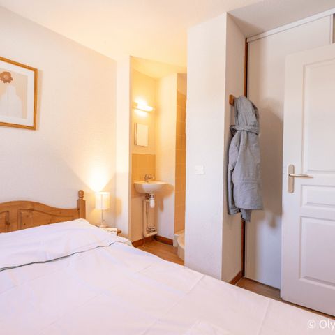 APARTMENT 8 people - 4 ROOMS