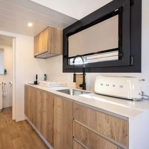 UNIEKE ACCOMMODATIE 2 personen - Duplex Tiny Home 2 personen Airconditioning + TV