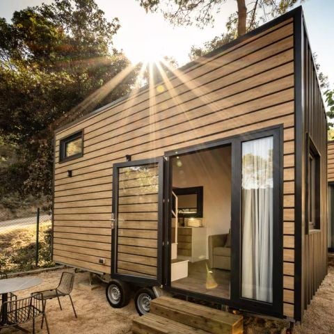 UNIEKE ACCOMMODATIE 2 personen - Duplex Tiny Home 2 personen Airconditioning + TV